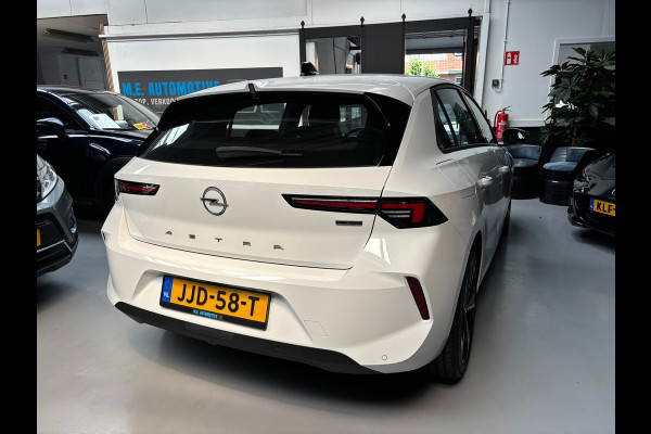 Opel Astra 1.6 Hybrid Edition Carplay