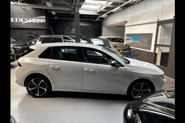 Opel Astra 1.6 Hybrid Edition Carplay
