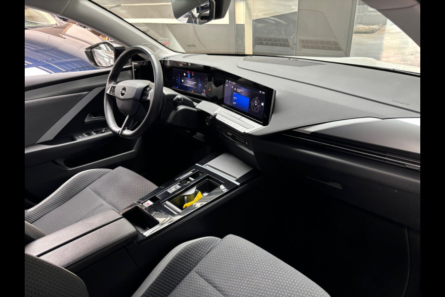 Opel Astra 1.6 Hybrid Edition Carplay