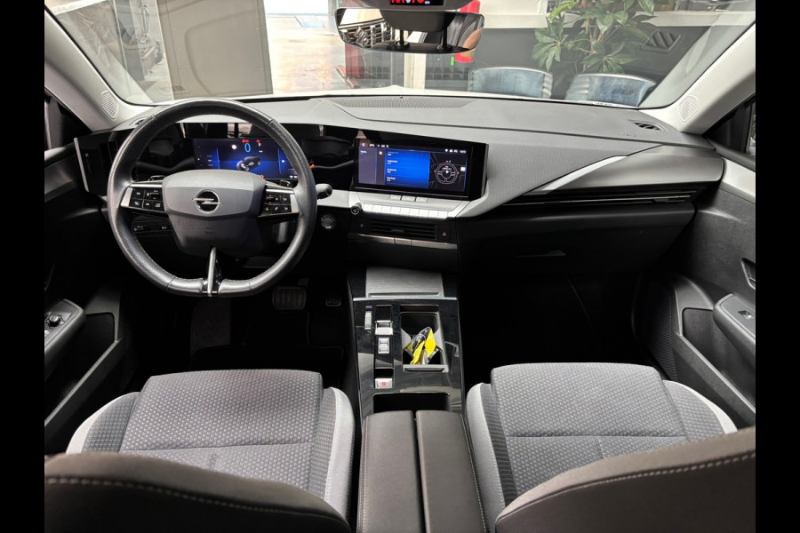 Opel Astra 1.6 Hybrid Edition Carplay
