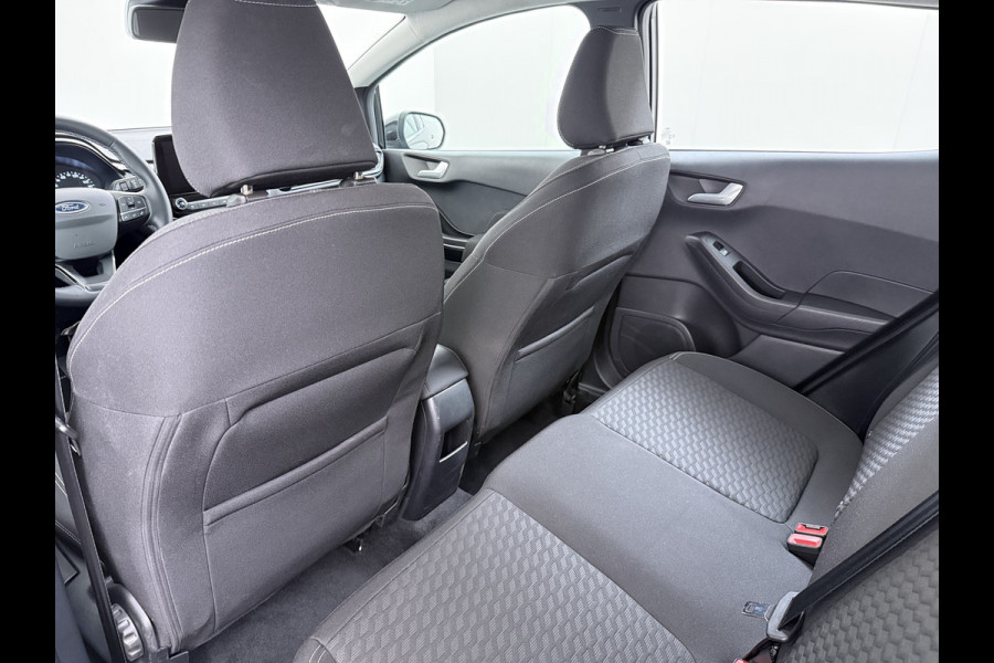 Ford Fiesta 1.0T 124PK Hybrid 5Drs Stuur+Stoel+Voorruitverwarming Navi* Ecc Apple Carplay/Android Auto Cruise Control Pdc Titanium Lmv DAB Bluetooth TCS Lane Assist Keyless € 28.000 nieuw ! Origineel Nederlandse Auto