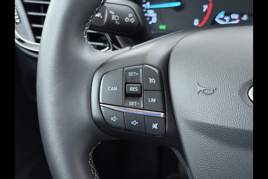 Ford Fiesta 1.0T 124PK Hybrid 5Drs Stuur+Stoel+Voorruitverwarming Navi* Ecc Apple Carplay/Android Auto Cruise Control Pdc Titanium Lmv DAB Bluetooth TCS Lane Assist Keyless € 28.000 nieuw ! Origineel Nederlandse Auto