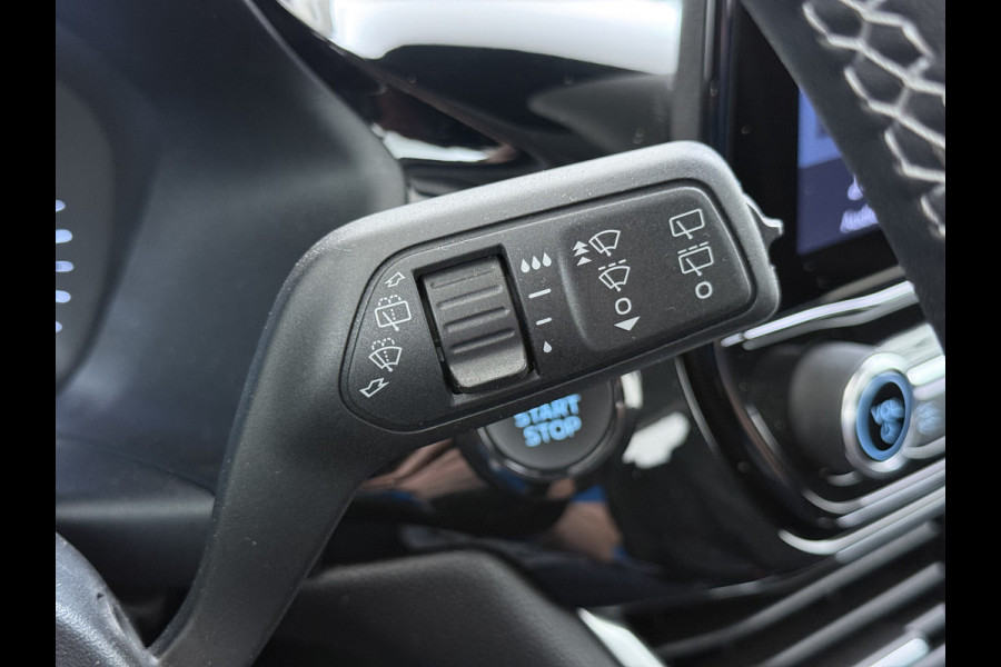 Ford Fiesta 1.0T 124PK Hybrid 5Drs Stuur+Stoel+Voorruitverwarming Navi* Ecc Apple Carplay/Android Auto Cruise Control Pdc Titanium Lmv DAB Bluetooth TCS Lane Assist Keyless € 28.000 nieuw ! Origineel Nederlandse Auto