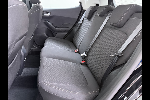 Ford Fiesta 1.0T 124PK Hybrid 5Drs Stuur+Stoel+Voorruitverwarming Navi* Ecc Apple Carplay/Android Auto Cruise Control Pdc Titanium Lmv DAB Bluetooth TCS Lane Assist Keyless € 28.000 nieuw ! Origineel Nederlandse Auto