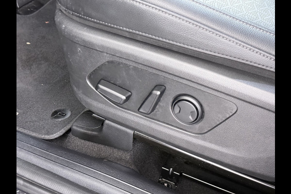 Kia Sorento 1.6T-GDI 265PK 4WD Plugin Hybrid DynamicPlusLine 7-Persoons Panoramadak Leder Trekhaak Adap.Cruise Bose® Stoel+Stuur+Achterbankv Apple Carplay Android Auto DAB Lmv Privacy Glas Led Elek.Stoelen Elek.Achterklep Fabrieksgarantie tot 24-8-2030/150.000KM 1e Eigenaar Dealeronderhouden 1.500KG Trekgewicht Origineel Nederlandse Auto