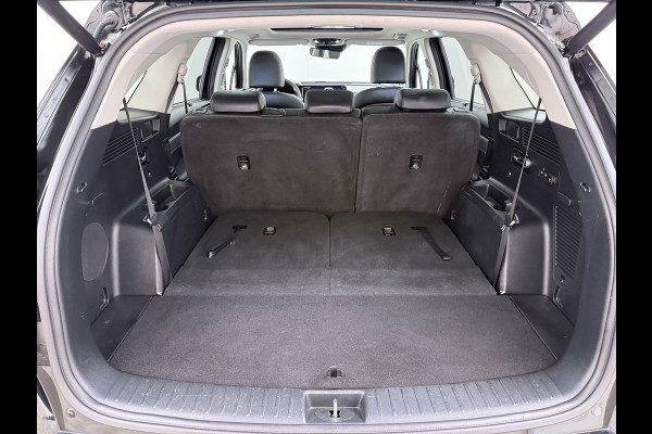 Kia Sorento 1.6T-GDI 265PK 4WD Plugin Hybrid DynamicPlusLine 7-Persoons Panoramadak Leder Trekhaak Adap.Cruise Bose® Stoel+Stuur+Achterbankv Apple Carplay Android Auto DAB Lmv Privacy Glas Led Elek.Stoelen Elek.Achterklep Fabrieksgarantie tot 24-8-2030/150.000KM 1e Eigenaar Dealeronderhouden 1.500KG Trekgewicht Origineel Nederlandse Auto