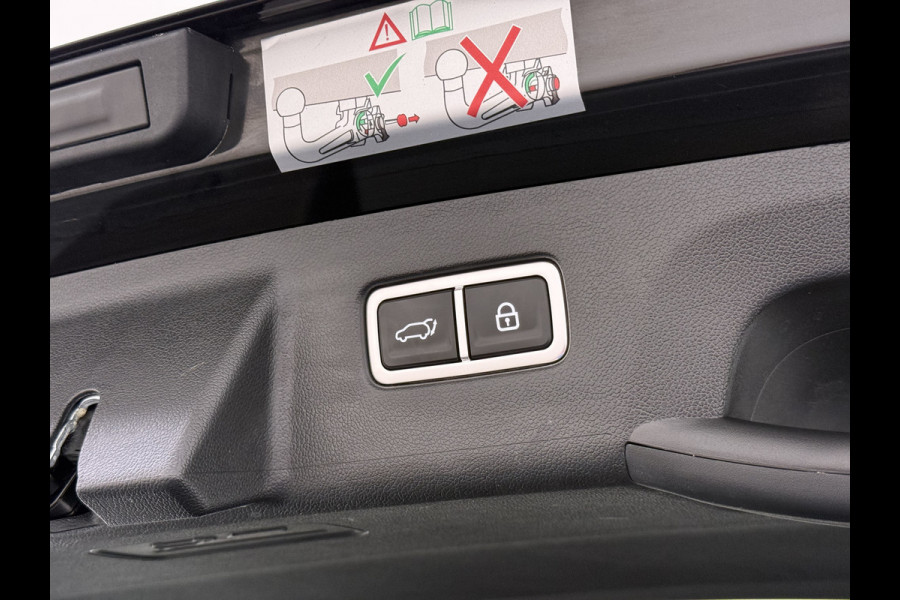 Kia Sorento 1.6T-GDI 265PK 4WD Plugin Hybrid DynamicPlusLine 7-Persoons Panoramadak Leder Trekhaak Adap.Cruise Bose® Stoel+Stuur+Achterbankv Apple Carplay Android Auto DAB Lmv Privacy Glas Led Elek.Stoelen Elek.Achterklep Fabrieksgarantie tot 24-8-2030/150.000KM 1e Eigenaar Dealeronderhouden 1.500KG Trekgewicht Origineel Nederlandse Auto