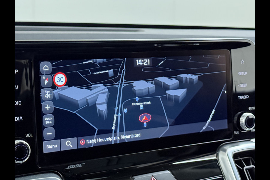 Kia Sorento 1.6T-GDI 265PK 4WD Plugin Hybrid DynamicPlusLine 7-Persoons Panoramadak Leder Trekhaak Adap.Cruise Bose® Stoel+Stuur+Achterbankv Apple Carplay Android Auto DAB Lmv Privacy Glas Led Elek.Stoelen Elek.Achterklep Fabrieksgarantie tot 24-8-2030/150.000KM 1e Eigenaar Dealeronderhouden 1.500KG Trekgewicht Origineel Nederlandse Auto