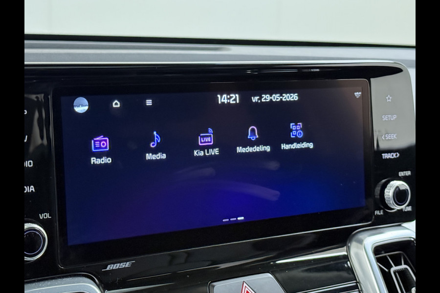Kia Sorento 1.6T-GDI 265PK 4WD Plugin Hybrid DynamicPlusLine 7-Persoons Panoramadak Leder Trekhaak Adap.Cruise Bose® Stoel+Stuur+Achterbankv Apple Carplay Android Auto DAB Lmv Privacy Glas Led Elek.Stoelen Elek.Achterklep Fabrieksgarantie tot 24-8-2030/150.000KM 1e Eigenaar Dealeronderhouden 1.500KG Trekgewicht Origineel Nederlandse Auto