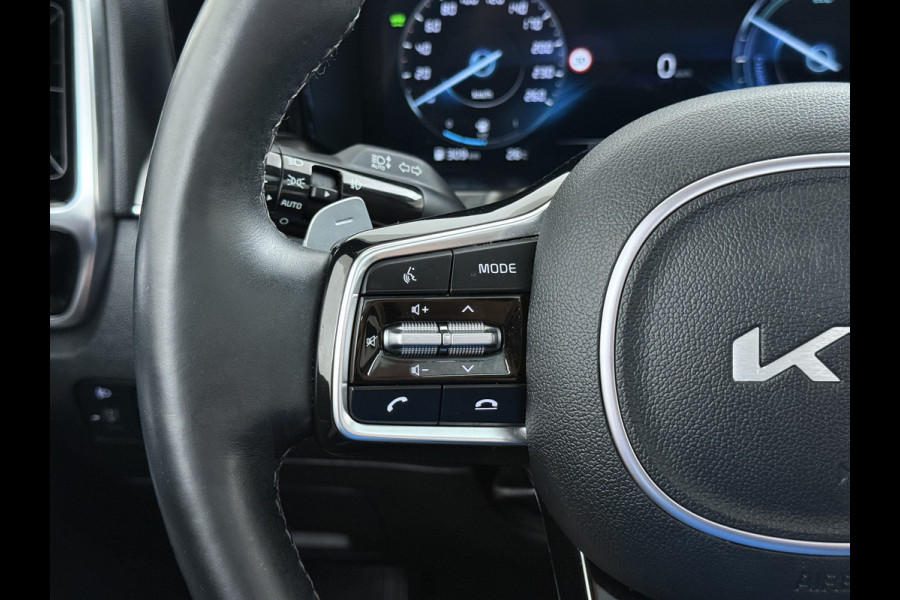 Kia Sorento 1.6T-GDI 265PK 4WD Plugin Hybrid DynamicPlusLine 7-Persoons Panoramadak Leder Trekhaak Adap.Cruise Bose® Stoel+Stuur+Achterbankv Apple Carplay Android Auto DAB Lmv Privacy Glas Led Elek.Stoelen Elek.Achterklep Fabrieksgarantie tot 24-8-2030/150.000KM 1e Eigenaar Dealeronderhouden 1.500KG Trekgewicht Origineel Nederlandse Auto