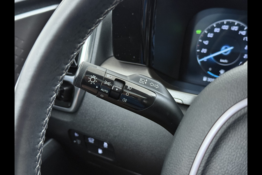 Kia Sorento 1.6T-GDI 265PK 4WD Plugin Hybrid DynamicPlusLine 7-Persoons Panoramadak Leder Trekhaak Adap.Cruise Bose® Stoel+Stuur+Achterbankv Apple Carplay Android Auto DAB Lmv Privacy Glas Led Elek.Stoelen Elek.Achterklep Fabrieksgarantie tot 24-8-2030/150.000KM 1e Eigenaar Dealeronderhouden 1.500KG Trekgewicht Origineel Nederlandse Auto