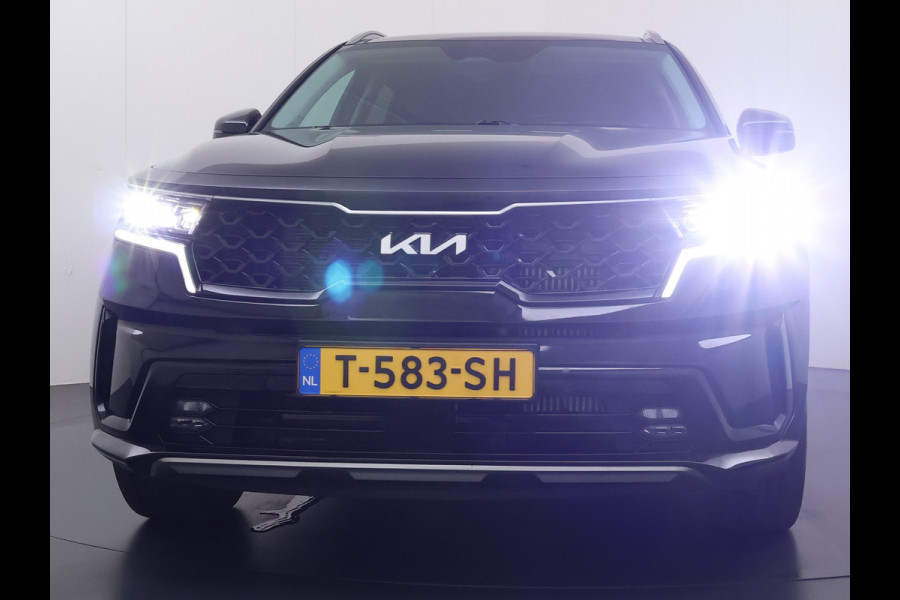 Kia Sorento 1.6T-GDI 265PK 4WD Plugin Hybrid DynamicPlusLine 7-Persoons Panoramadak Leder Trekhaak Adap.Cruise Bose® Stoel+Stuur+Achterbankv Apple Carplay Android Auto DAB Lmv Privacy Glas Led Elek.Stoelen Elek.Achterklep Fabrieksgarantie tot 24-8-2030/150.000KM 1e Eigenaar Dealeronderhouden 1.500KG Trekgewicht Origineel Nederlandse Auto