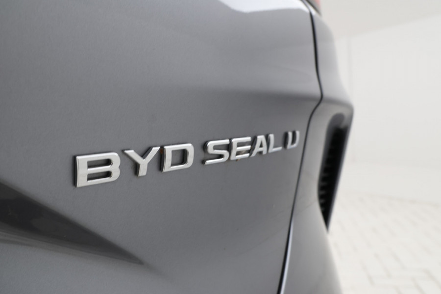 BYD SEAL U Design 87 kWh Grote accu!!! Marge!