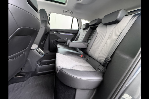 Škoda ENYAQ iV PanoDak Trekhaak Navi Camera Apple Carplay Android Auto Elek.Achterklep Ecc Cruise Control iV 60 SOH 89,6% Stuurverwarming Bluetooth Led Keyless advanced 1.000KG Trekgewicht 1e Eigenaar Origineel Nederlandse Auto