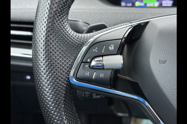 Škoda ENYAQ iV PanoDak Trekhaak Navi Camera Apple Carplay Android Auto Elek.Achterklep Ecc Cruise Control iV 60 SOH 89,6% Stuurverwarming Bluetooth Led Keyless advanced 1.000KG Trekgewicht 1e Eigenaar Origineel Nederlandse Auto