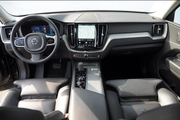 Volvo XC60 350PK Automaat T6 AWD Plus Bright / Navigatie / Elektrisch glazen schuif-kanteldak / Leren bekleding / Elektrisch verstelbare stoelen met geheugen / Stuur & Stoelverwarming / Achteruitrijcamera / Elektrische achterklep / Cruise control