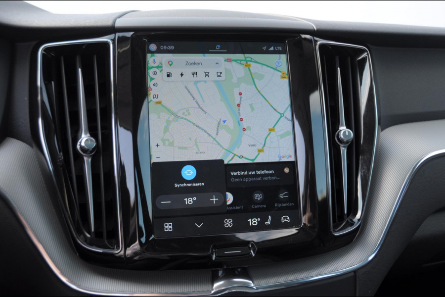 Volvo XC60 350PK Automaat T6 AWD Plus Bright / Navigatie / Elektrisch glazen schuif-kanteldak / Leren bekleding / Elektrisch verstelbare stoelen met geheugen / Stuur & Stoelverwarming / Achteruitrijcamera / Elektrische achterklep / Cruise control