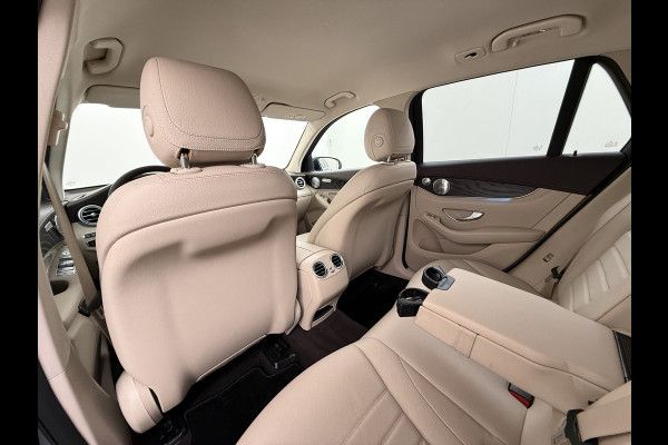 Mercedes-Benz GLC 350e Hybrid 4MATIC Premium Plus Exclusive Burmester®-Hifi Leder+Verwarmd Trekhaak 360°Camera Navi Ecc Elek.Achterklep Elek.Stoelen Lmv 19" Led Pdc AWD 4WD PHEV 2.000KG Trekgewicht Dealeronderhouden