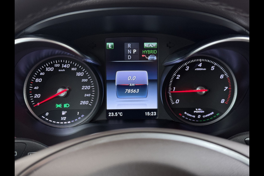 Mercedes-Benz GLC 350e Hybrid 4MATIC Premium Plus Exclusive Burmester®-Hifi Leder+Verwarmd Trekhaak 360°Camera Navi Ecc Elek.Achterklep Elek.Stoelen Lmv 19" Led Pdc AWD 4WD PHEV 2.000KG Trekgewicht Dealeronderhouden