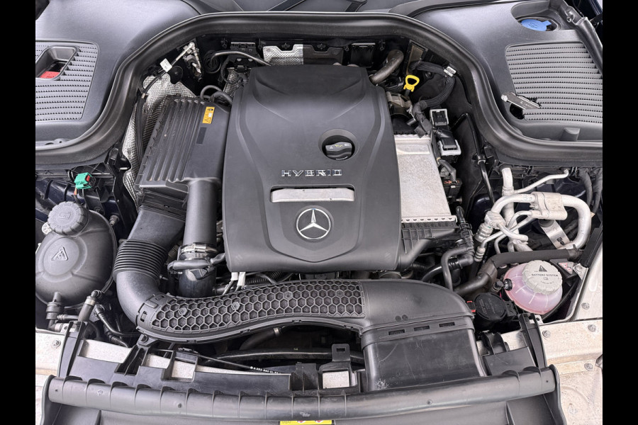 Mercedes-Benz GLC 350e Hybrid 4MATIC Premium Plus Exclusive Burmester®-Hifi Leder+Verwarmd Trekhaak 360°Camera Navi Ecc Elek.Achterklep Elek.Stoelen Lmv 19" Led Pdc AWD 4WD PHEV 2.000KG Trekgewicht Dealeronderhouden