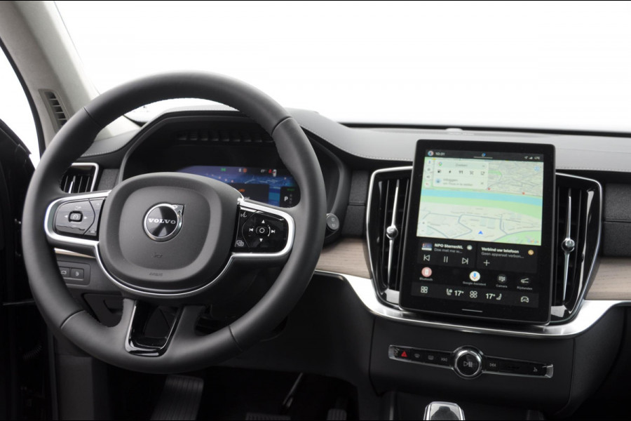 Volvo XC90 T8 408PK Automaat Plug-in hybrid AWD Ultra Bright / Luchtvering / Trekhaak / Panoramadak / Google services / Elektrisch bedienbare voorstoelen met geheugen / Stoelverwarming voor en achter