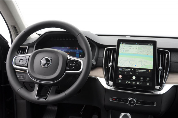 Volvo XC90 T8 408PK Automaat Plug-in hybrid AWD Ultra Bright / Luchtvering / Trekhaak / Panoramadak / Google services / Elektrisch bedienbare voorstoelen met geheugen / Stoelverwarming voor en achter
