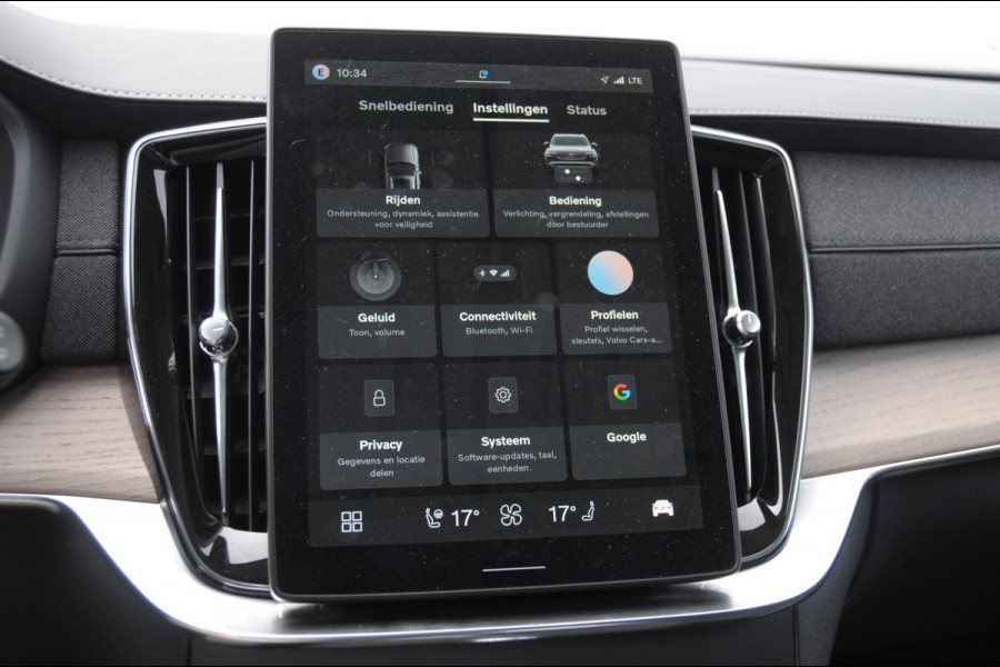 Volvo XC90 T8 408PK Automaat Plug-in hybrid AWD Ultra Bright / Luchtvering / Trekhaak / Panoramadak / Google services / Elektrisch bedienbare voorstoelen met geheugen / Stoelverwarming voor en achter