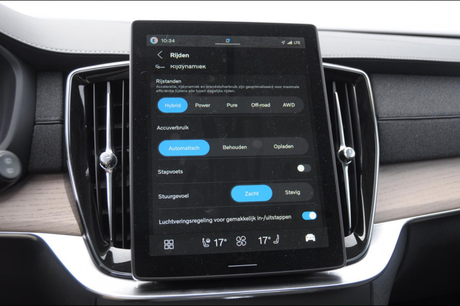 Volvo XC90 T8 408PK Automaat Plug-in hybrid AWD Ultra Bright / Luchtvering / Trekhaak / Panoramadak / Google services / Elektrisch bedienbare voorstoelen met geheugen / Stoelverwarming voor en achter