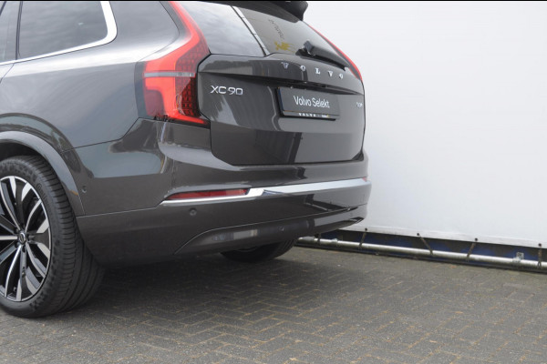 Volvo XC90 T8 408PK Automaat Plug-in hybrid AWD Ultra Bright / Luchtvering / Trekhaak / Panoramadak / Google services / Elektrisch bedienbare voorstoelen met geheugen / Stoelverwarming voor en achter