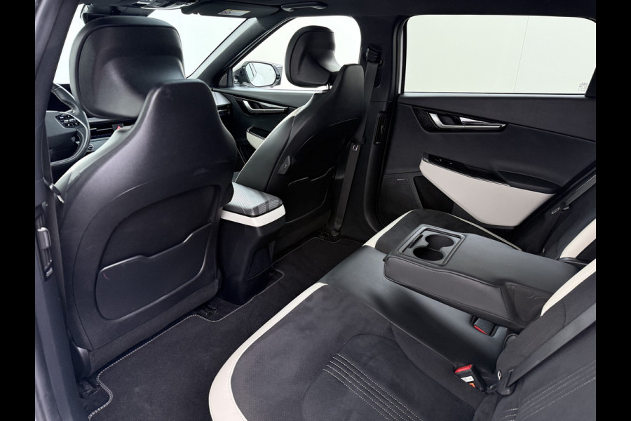 Kia Ev6 GT-Line 77.4kWh Warmtepomp Trekhaak Panoramadak Head-Up Display Meridian®-Audio Stoelkoeling+Verwarming Elek.Stoelen+Memory 360° Apple Carplay Android Auto Privacy Glas Lmv Led DAB Isofix Draadloze lader Dealeronderhouden Origineel Nederlandse Auto 1e Eigenaar