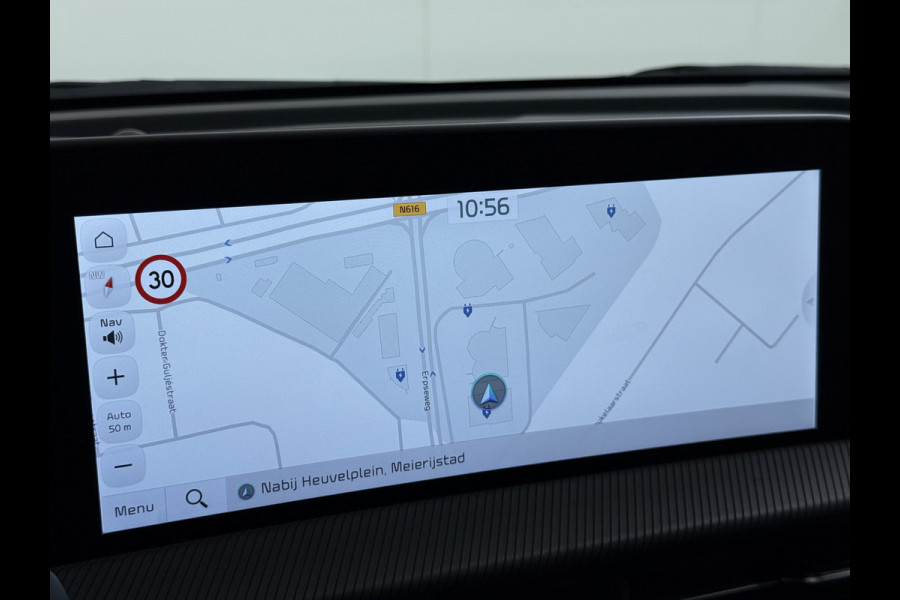 Kia Ev6 GT-Line 77.4kWh Warmtepomp Trekhaak Panoramadak Head-Up Display Meridian®-Audio Stoelkoeling+Verwarming Elek.Stoelen+Memory 360° Apple Carplay Android Auto Privacy Glas Lmv Led DAB Isofix Draadloze lader Dealeronderhouden Origineel Nederlandse Auto 1e Eigenaar