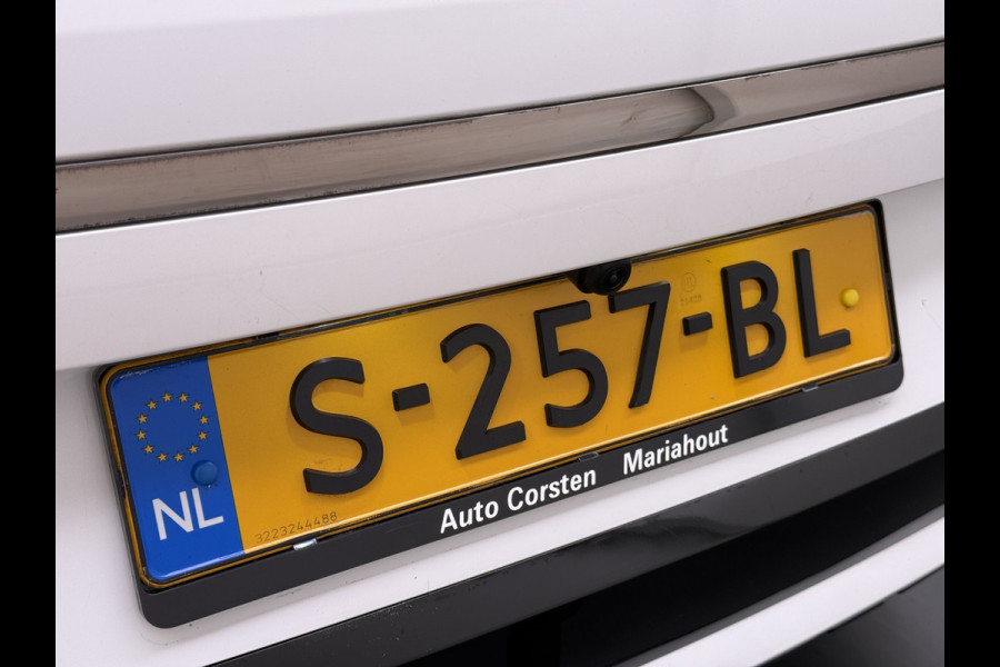 Kia Ev6 GT-Line 77.4kWh Warmtepomp Trekhaak Panoramadak Head-Up Display Meridian®-Audio Stoelkoeling+Verwarming Elek.Stoelen+Memory 360° Apple Carplay Android Auto Privacy Glas Lmv Led DAB Isofix Draadloze lader Dealeronderhouden Origineel Nederlandse Auto 1e Eigenaar