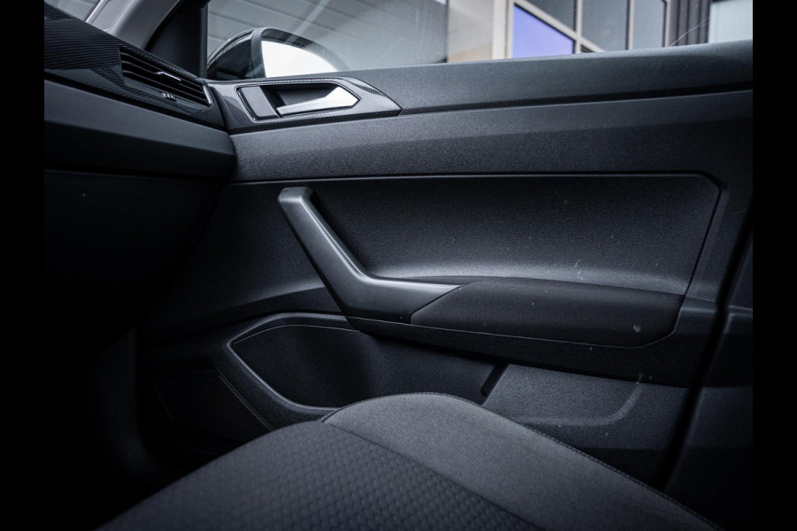 Volkswagen Taigo 1.0 TSI Life - Black Edit. l Camera l Carplay l Stoelverw.