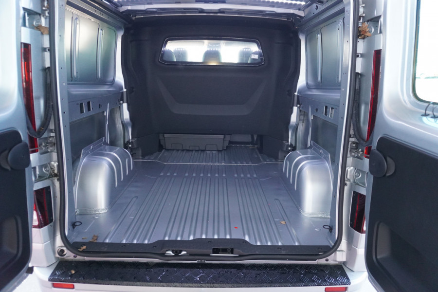Renault Trafic 2.0 Blue dCi 170PK T29 L2H1 Extra Anniversary DC Automaat nr. V002 | Climate | Navi | Camera | Cruise | Glaslook | Trekhaak