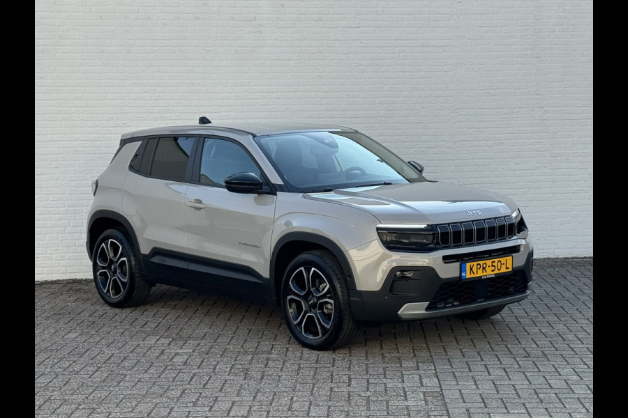 Jeep Avenger Summit 54 kWh Clima Camera Carplay Adaptive Cruise PDC voor en achter Half Leder