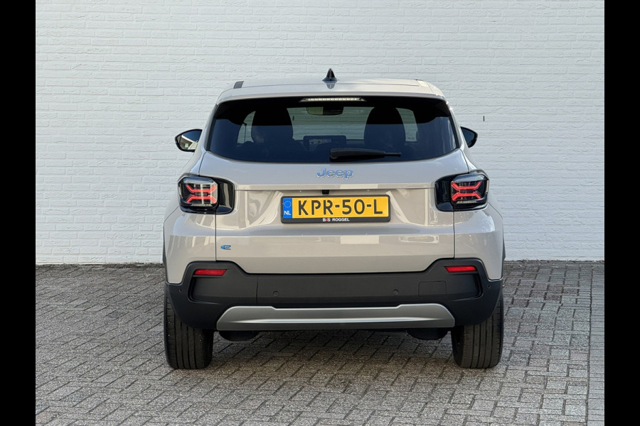 Jeep Avenger Summit 54 kWh Clima Camera Carplay Adaptive Cruise PDC voor en achter Half Leder