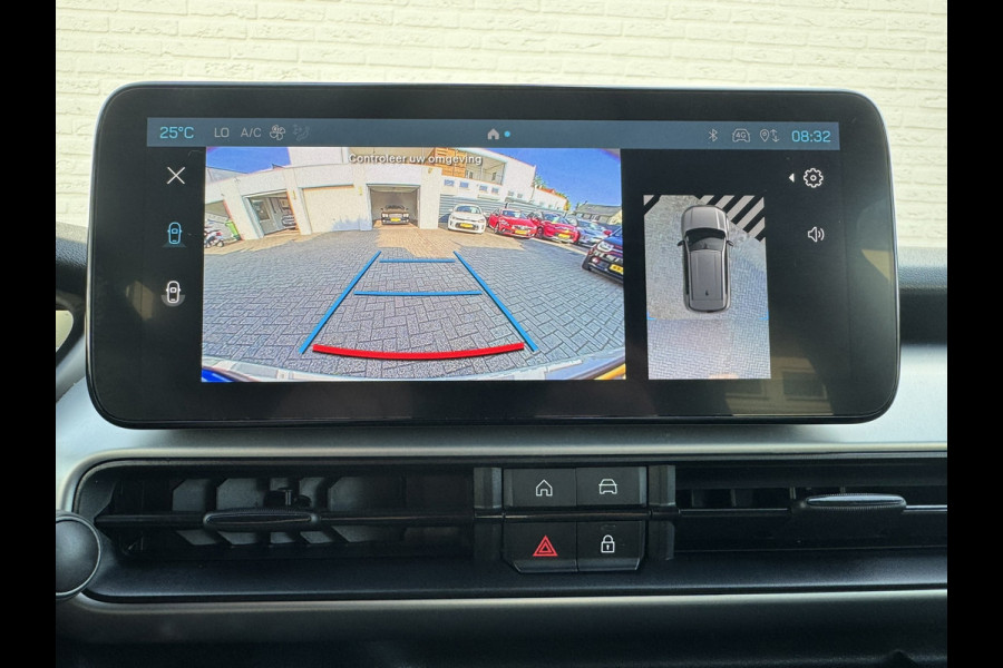 Jeep Avenger Summit 54 kWh Clima Camera Carplay Adaptive Cruise PDC voor en achter Half Leder