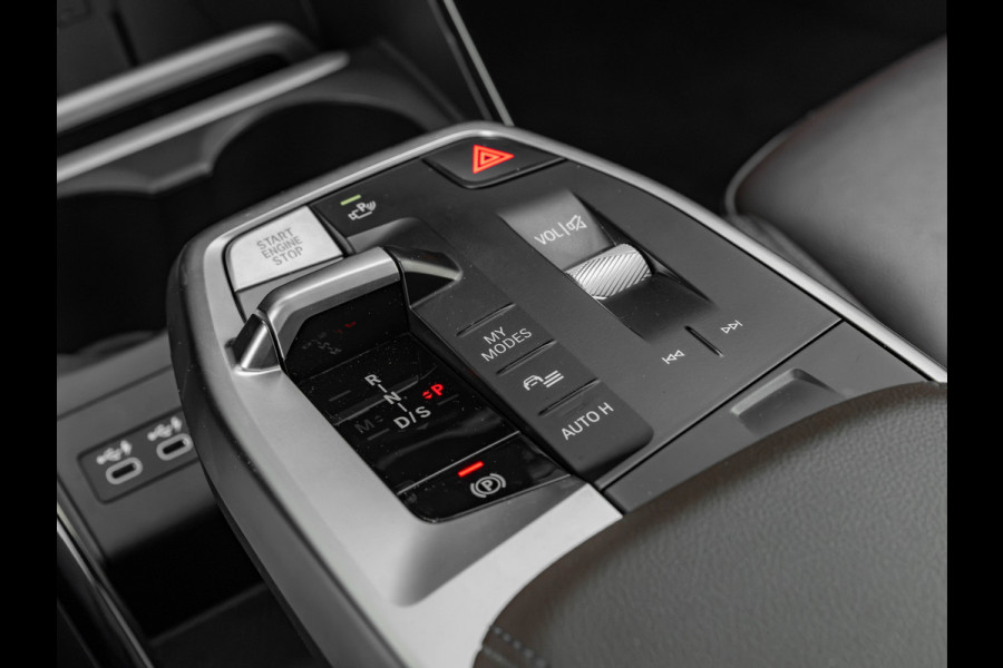 BMW 2 Serie Active Tourer 220i - M-Sport - Pano - Memoryzetels - Trekhaak - Head-Up