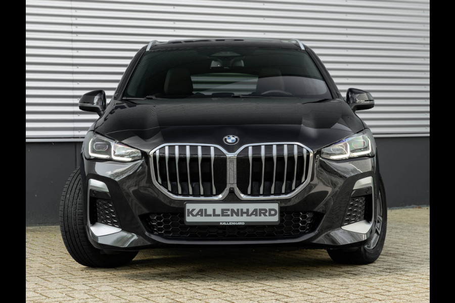 BMW 2 Serie Active Tourer 220i - M-Sport - Pano - Memoryzetels - Trekhaak - Head-Up