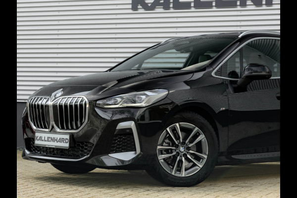 BMW 2 Serie Active Tourer 220i - M-Sport - Pano - Memoryzetels - Trekhaak - Head-Up