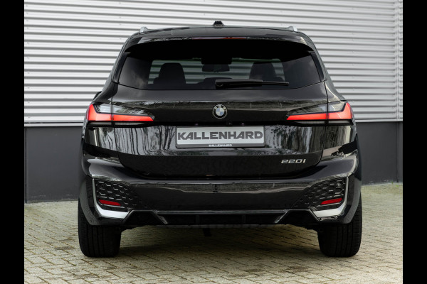 BMW 2 Serie Active Tourer 220i - M-Sport - Pano - Memoryzetels - Trekhaak - Head-Up