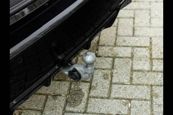 BMW 2 Serie Active Tourer 220i - M-Sport - Pano - Memoryzetels - Trekhaak - Head-Up