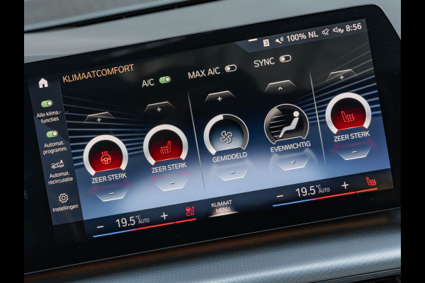 BMW 2 Serie Active Tourer 220i - M-Sport - Pano - Memoryzetels - Trekhaak - Head-Up