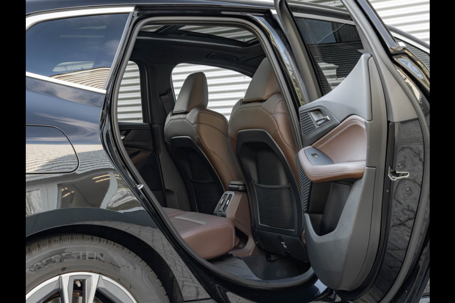 BMW 2 Serie Active Tourer 220i - M-Sport - Pano - Memoryzetels - Trekhaak - Head-Up
