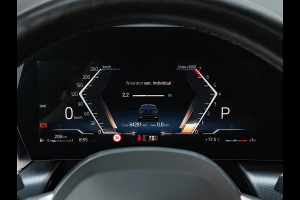 BMW 2 Serie Active Tourer 220i - M-Sport - Pano - Memoryzetels - Trekhaak - Head-Up