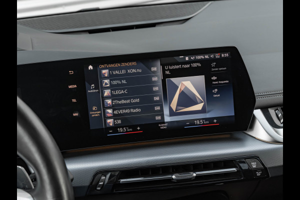 BMW 2 Serie Active Tourer 220i - M-Sport - Pano - Memoryzetels - Trekhaak - Head-Up