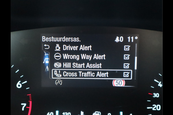 Ford FOCUS Wagon 1.0 EcoBoost Active Business Navi / Trekh / Stoel-stuurverwarming / Keyless / Deurvanger / Handgeschakeld