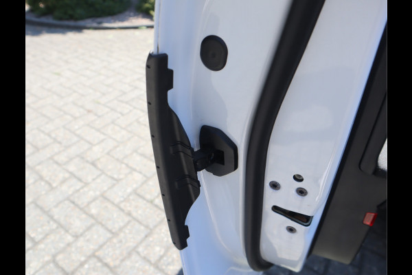Ford FOCUS Wagon 1.0 EcoBoost Active Business Navi / Trekh / Stoel-stuurverwarming / Keyless / Deurvanger / Handgeschakeld
