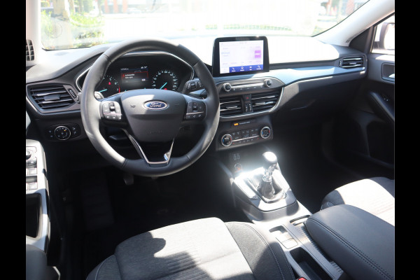 Ford FOCUS Wagon 1.0 EcoBoost Active Business Navi / Trekh / Stoel-stuurverwarming / Keyless / Deurvanger / Handgeschakeld