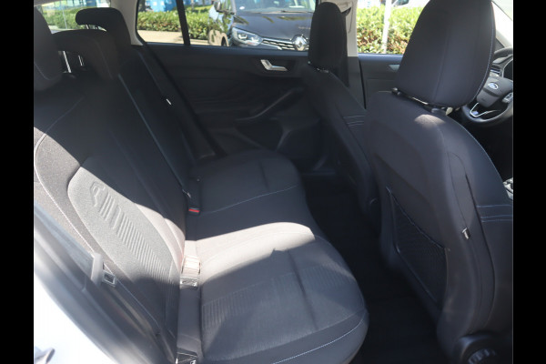 Ford FOCUS Wagon 1.0 EcoBoost Active Business Navi / Trekh / Stoel-stuurverwarming / Keyless / Deurvanger / Handgeschakeld